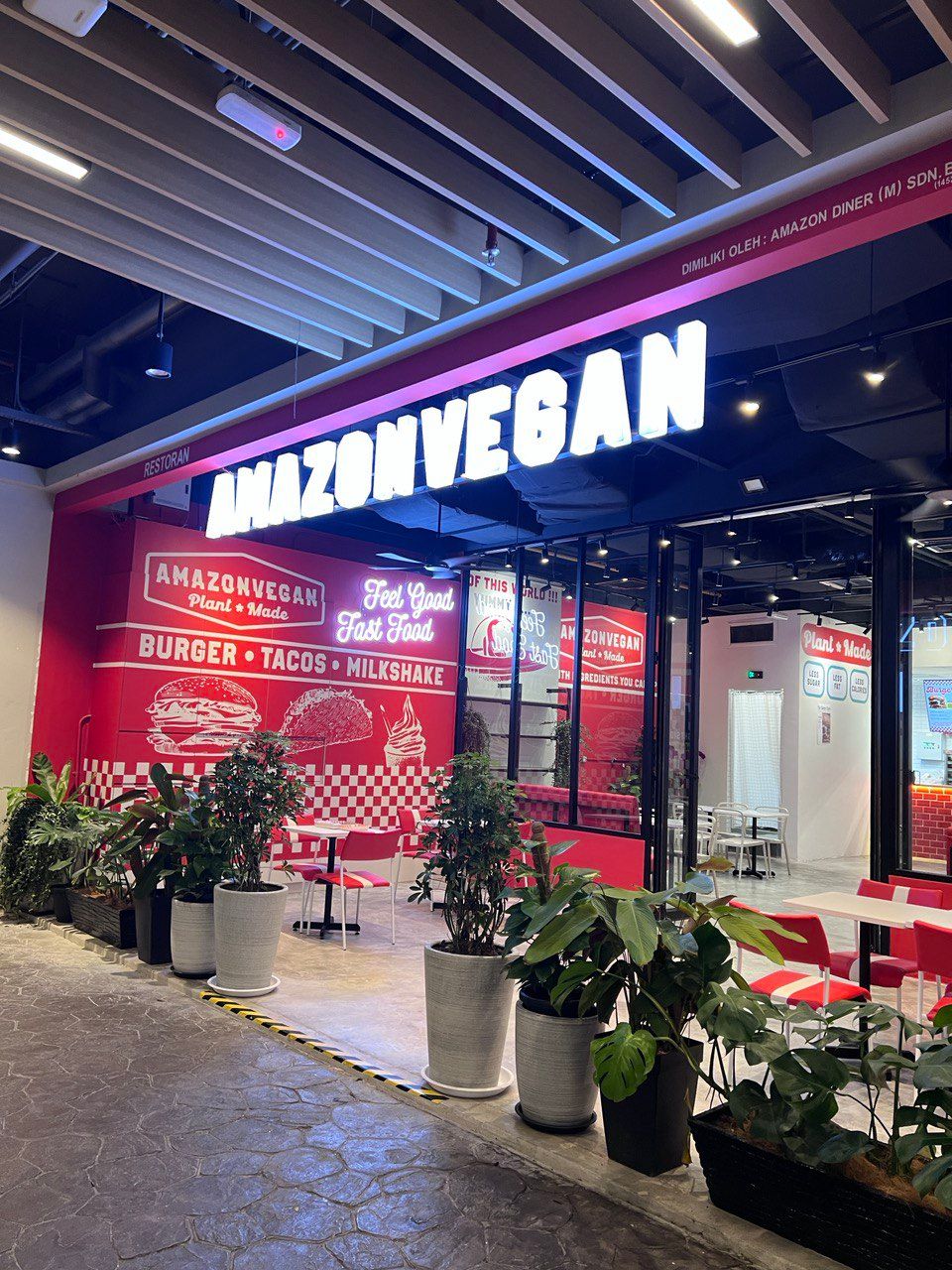 Vegan Fast Food: First Impression of Amazon Vegan Diner, Kuala Lumpur